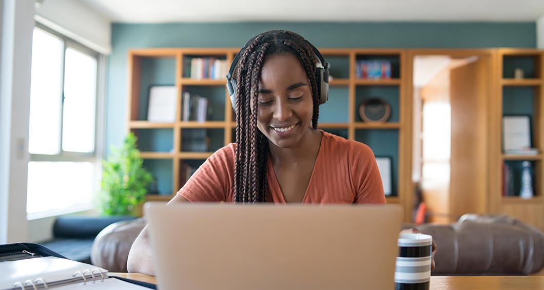 No momento você está vendo Como tornar seu Home Office mais funcional e eficiente